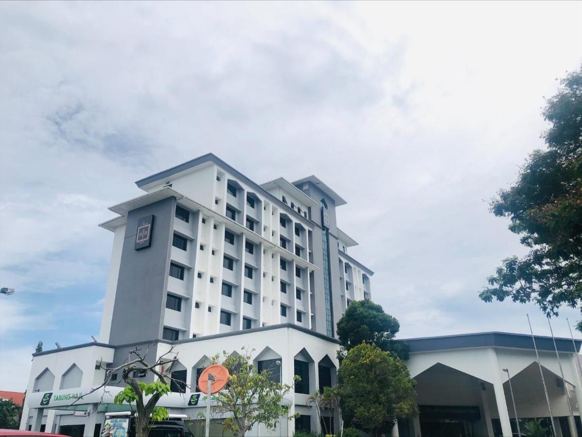 Raia Hotel Kota Kinabalu Buitenkant foto