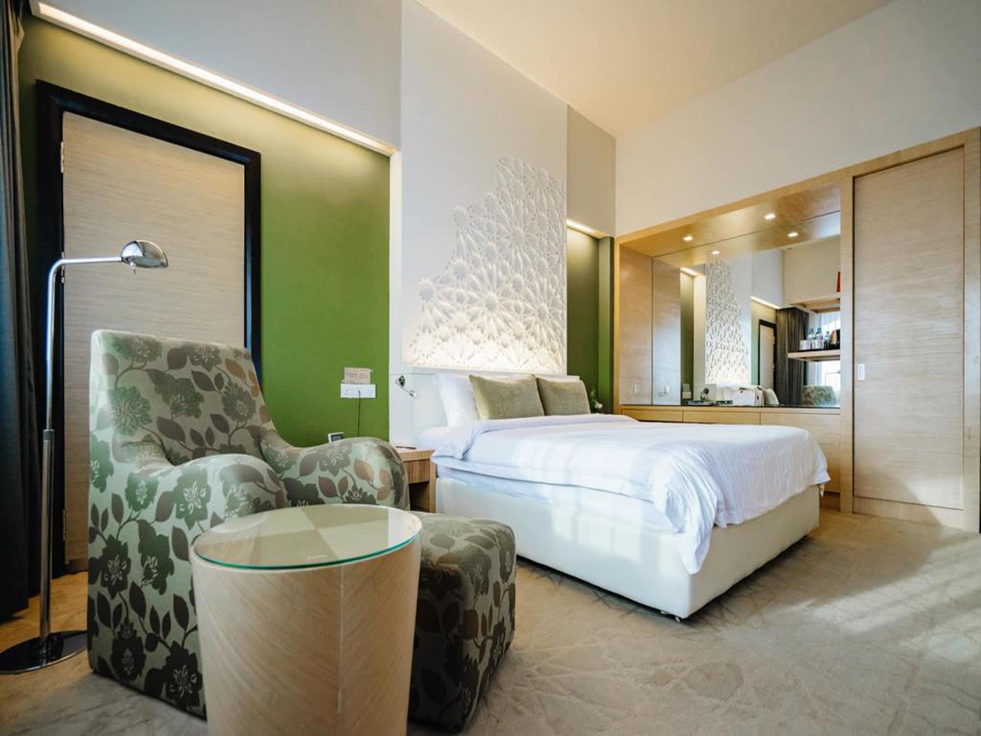 Raia Hotel Kota Kinabalu Buitenkant foto