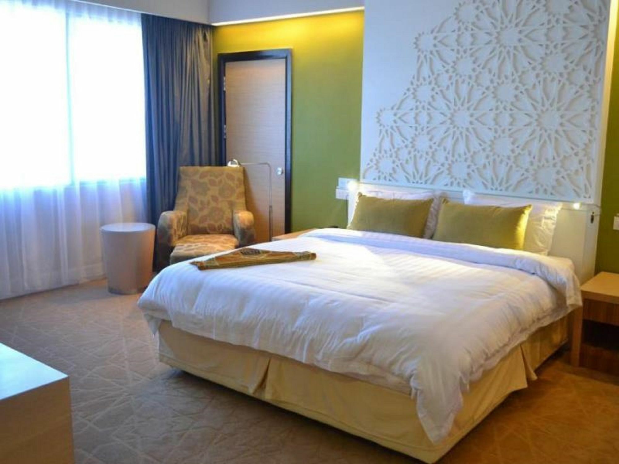 Raia Hotel Kota Kinabalu Buitenkant foto