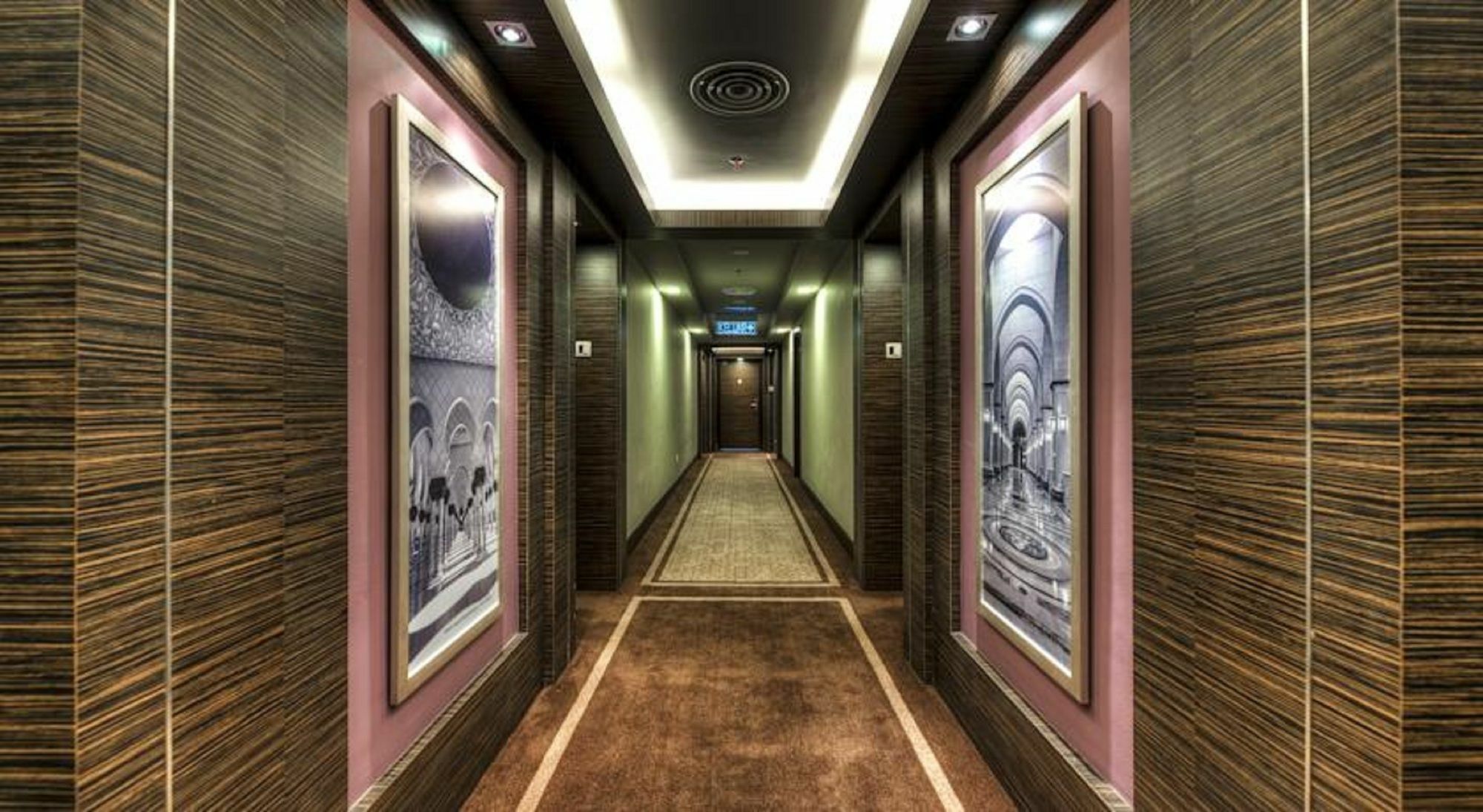 Raia Hotel Kota Kinabalu Buitenkant foto