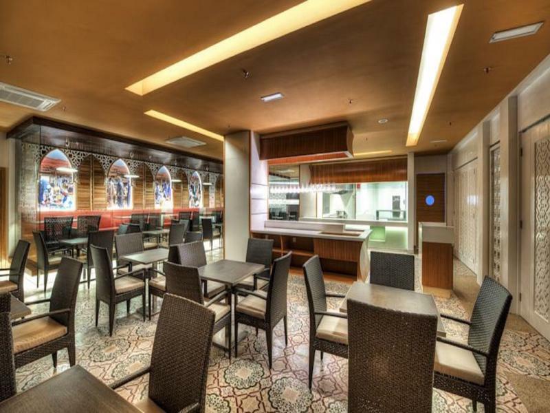 Raia Hotel Kota Kinabalu Buitenkant foto