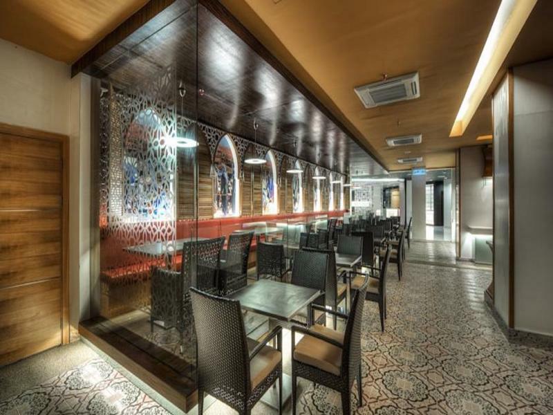 Raia Hotel Kota Kinabalu Buitenkant foto