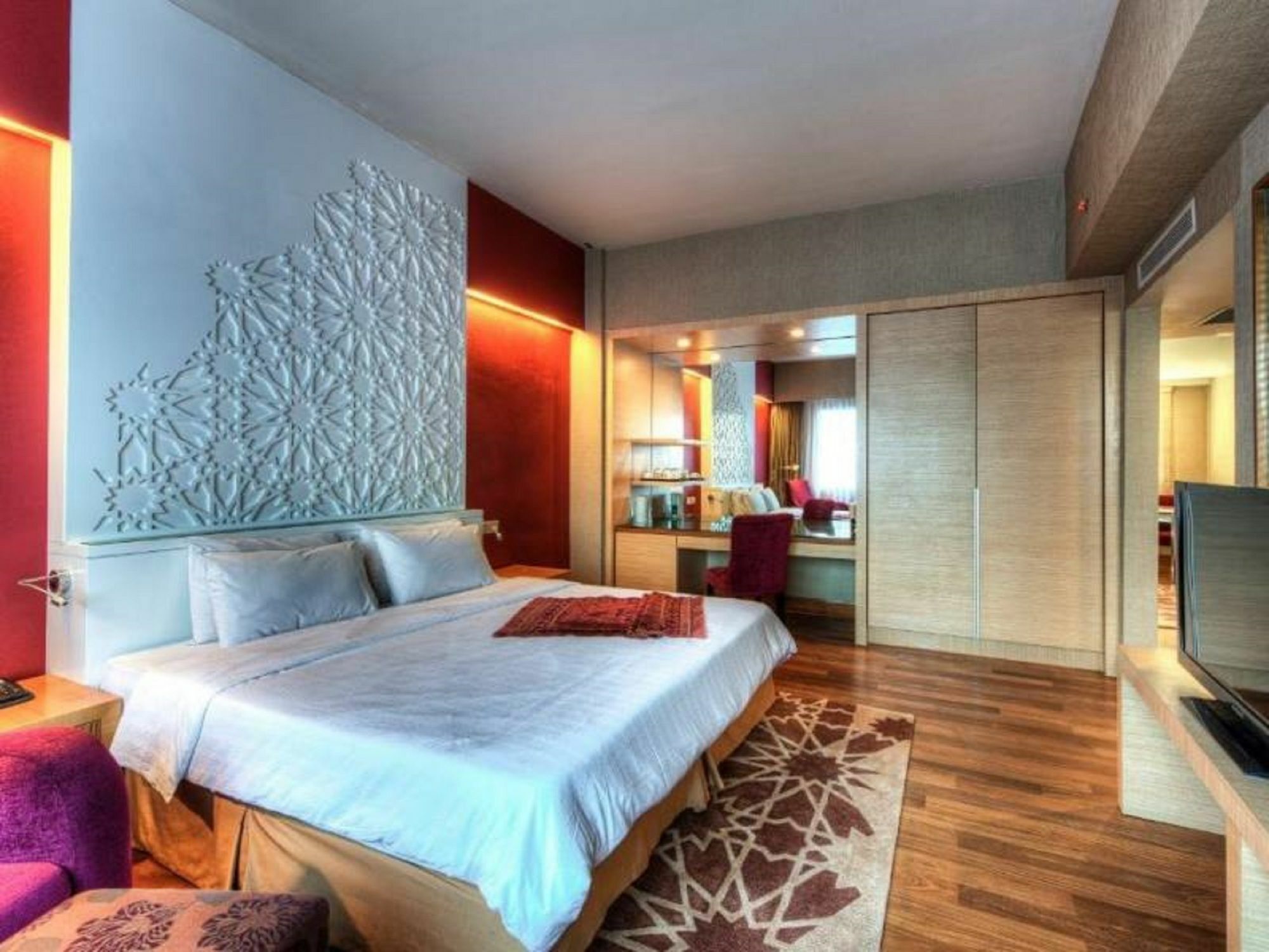 Raia Hotel Kota Kinabalu Buitenkant foto